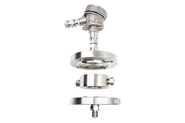 «Датчик давления с разделителем сред» теперь с промывочным кольцом ЭЛЕМЕР-КП!